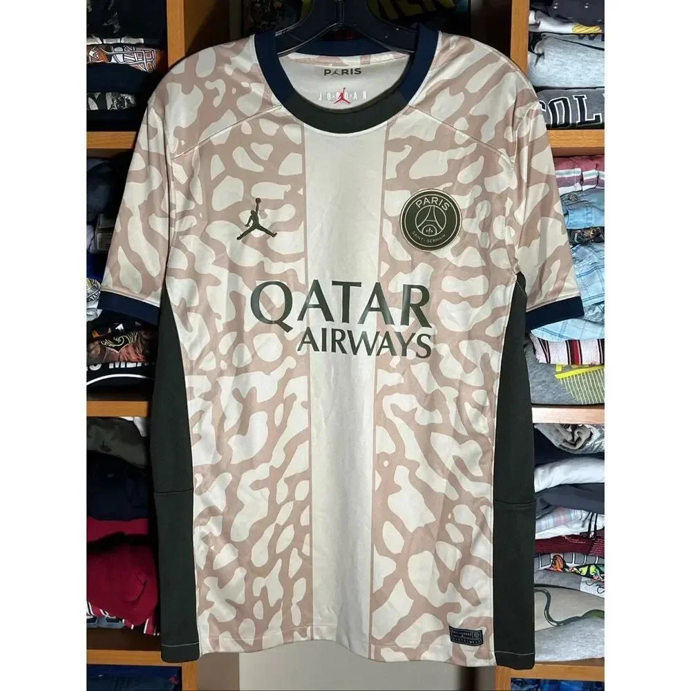 Nike Jordan Paris Saint-Germain 2023/24 Men's Stadium Fourth Jersey Medium
